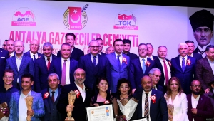 KARALOĞLU ANTALYA GAZETECİLER CEMİYETİ ÖDÜL TÖRENİ’NE KATILDI