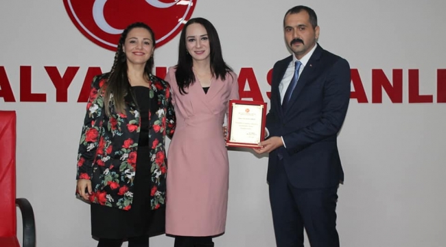 YENİ KADIN KOLLARI BAŞKANI AV.AYÇA SEZER NAZ OLDU