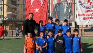 U 12 TAKIMINDAN 3 PUAN SEVİNCİ 