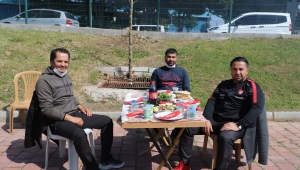 SPORCULARA MANGAL ZİYAFETİ