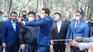 ÜLKÜCÜ GENÇLİK NEVRUZ'U KUTLADI