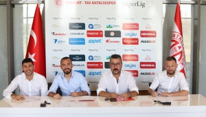 ANTALYASPOR’UMUZDA 3 İMZA BİRDEN