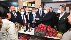 VALİ ERSİN YAZICI GROWTECH FUARINA VE ÖDÜL TÖRENİ’NE KATILDI