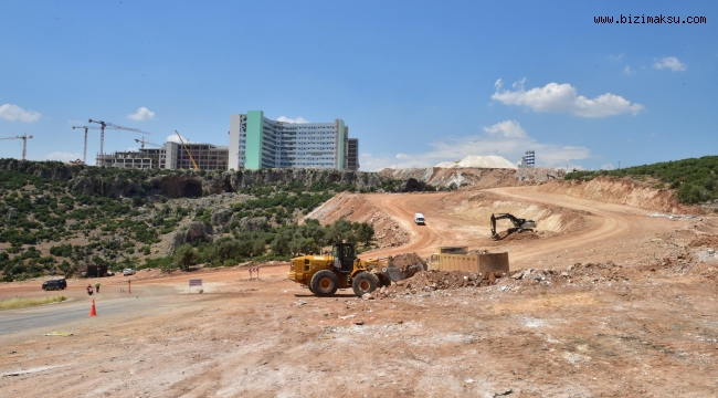 Antalya Şehir Hastanesi’ne konforlu yollar 