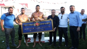 Bayramiç’de Başpehlivan Mustafa Taş