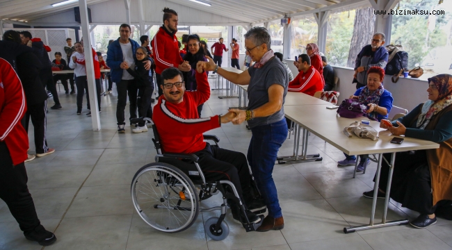 Büyükşehir Gençlik Kampı özel misafirlerini ağırladı