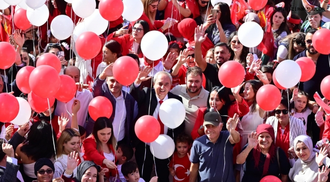 KEPEZLİ MİNİKLERİN CUMHURİYET COŞKUSU