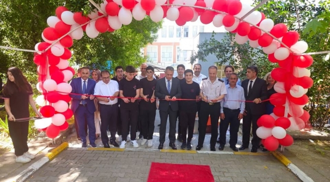 AKSU FEN LİSESİNDE TÜBİTAK 4006 BİLİM FUARI COŞKUYLA AÇILDI 