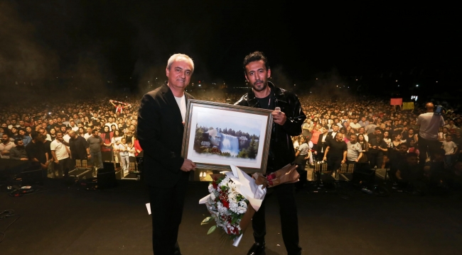 KEPEZ’DE 19 MAYIS COŞKUSU: ANTALYA GAZAPİZM KONSERİYLE BAYRAMI KUTLADI