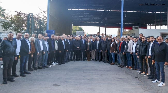 Başkan Vekili Büşra Özdemir’den hal esnafına ziyaret 