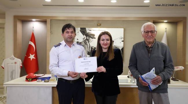 ANTALYA’DA BELEDİYE ŞOFÖRÜNDEN ÖRNEK DAVRANIŞ