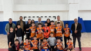 AKSU’DA OKUL SPORLARI FUTSAL MÜSABAKALARI SONA ERDİ