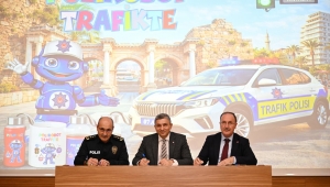 ÇOCUKLARA TRAFİK BİLİNCİ “POLİROBOT” İLE KAZANDIRILIYOR