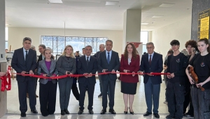 FEN LİSESİ ÖĞRENCİLERİNDEN RESİM SERGİSİ