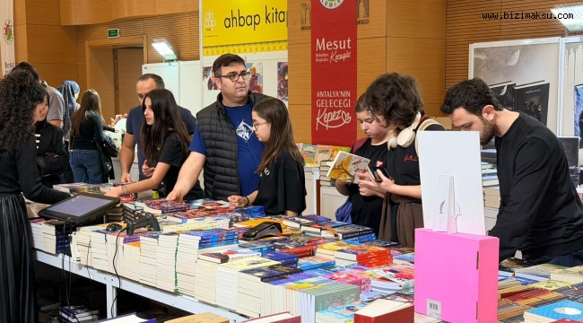 KEPEZ KİTAP FUARI KAPILARINI AÇTI: EDEBİYAT DOLU 10 GÜN BAŞLADI 