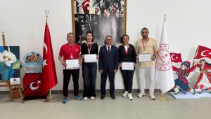 AKSU’DA BADMİNTON TURNUVASI TAMAMLANDI