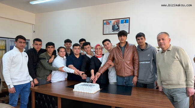 MEZUN OLACAK ÖĞRENCİLER KAHVALTI PROGRAMINDA BULUŞTU