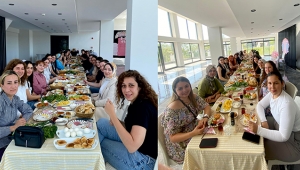 CIVIL CIVIL ANNELERİ UNUTMADI
