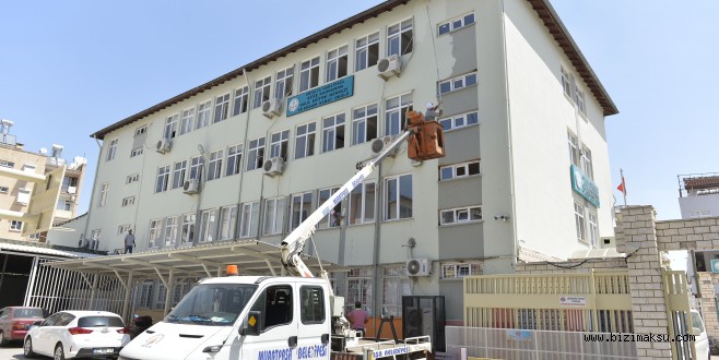 37 OKULUN BAKIMI MURATPAŞA’DAN