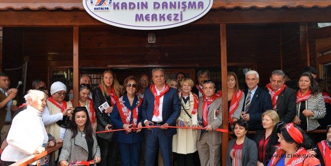 AÇILIŞI ‘BİR GÜN KAPATIRIZ’ DİLEĞİYLE YAPILDI