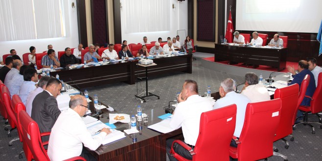 AKSU BELEDİYESİ, MECLİS TOPLANTISINI GERÇEKLEŞTİRDİ