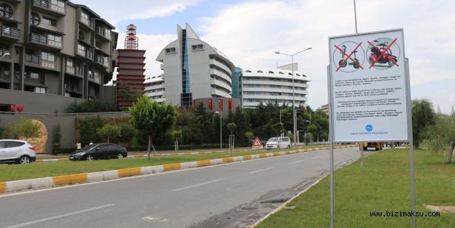 AKSU BELEDİYESİ’NDEN UYARI TABELASI