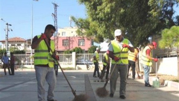 Aksu'daki Okullarda Temizlik Çalışmaları