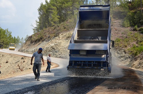 ALANYA UZUNÖZ YOLU ASFALTLANIYOR