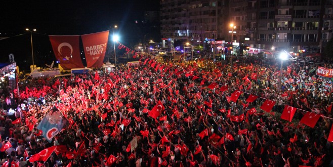 Antalya Demokrasiye Sahip Çıkmaya Devam Ediyor