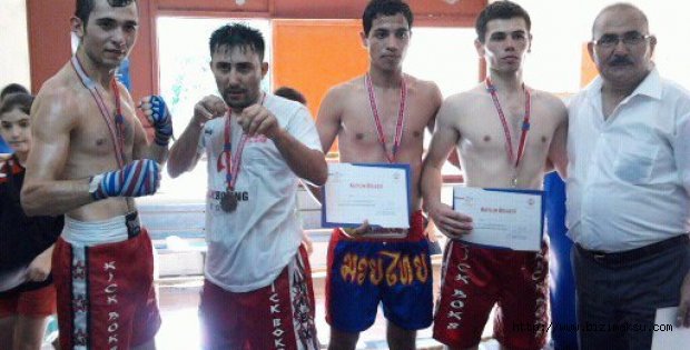 Antalya Kick Boksçuları Şampiyonaya Hazır
