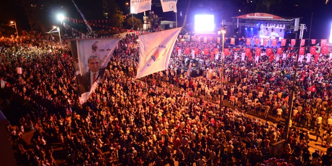 ANTALYA ZAFER COŞKUSU MURATPAŞA’DA YAŞADI