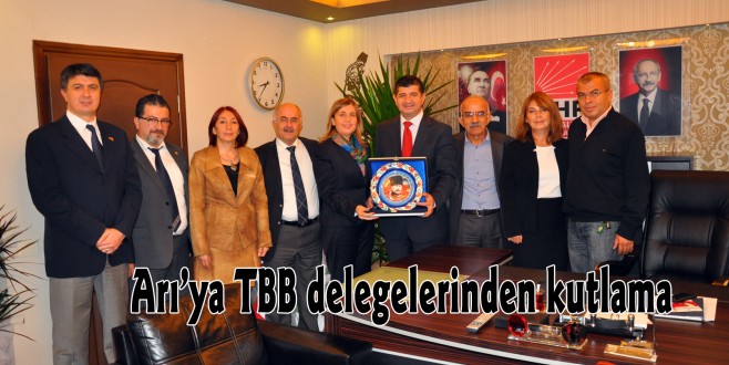 Arı’ya TBB delegelerinden kutlama