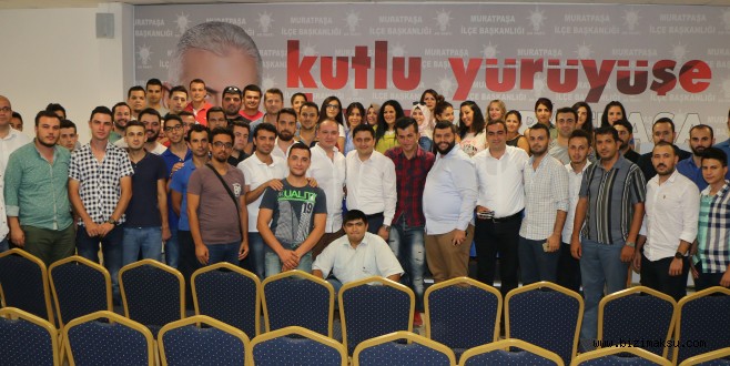 Akbaş’tan Muratpaşa Gençliğine 15 Temmuz Teşekkürü