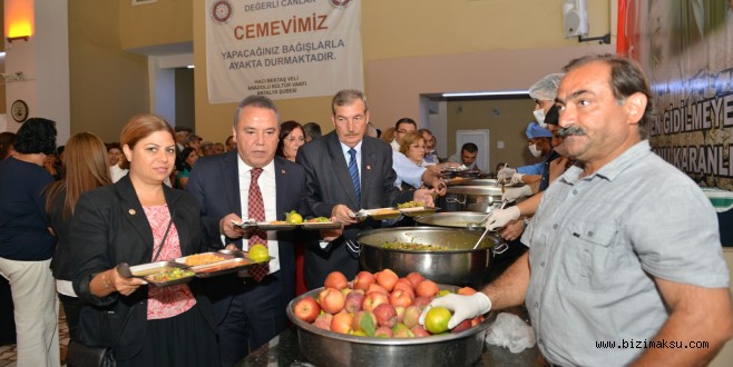 Başkan Böcek, Can’larla İftar Yemeğinde