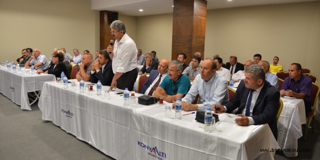 Başkan Böcek’ten Muhtarlara Sürpriz