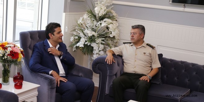 Başkan Genç, İl Jandarma Komutanını Ağırladı
