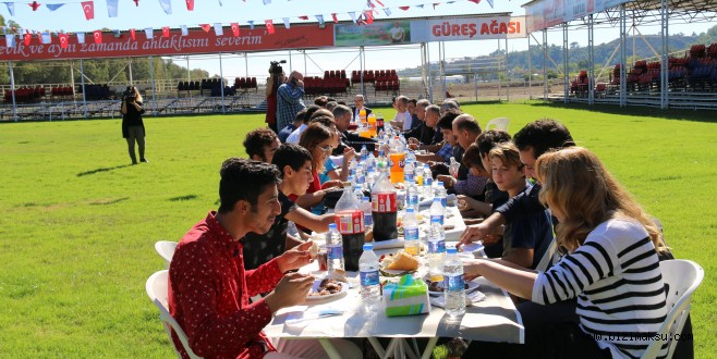 BAŞKAN ŞAHİN ÇODEM’DEKİ ÇOCUKLARI AĞIRLADI