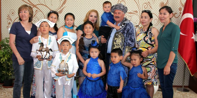Başkan Şahin’in Kazak konukları