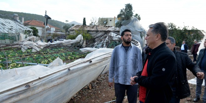 BAŞKAN UYSAL, AFET BÖLGESİNDE