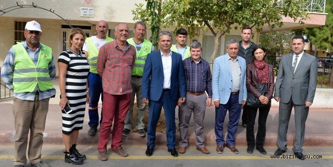 BAŞKAN UYSAL İLK TURUNÇ FİDANINI DİKTİ