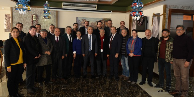 BAŞKAN UYSAL MECLİS ÜYELERİYLE BULUŞTU