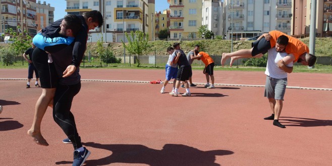 Büyükşehir pehlivanları er meydanına iniyor