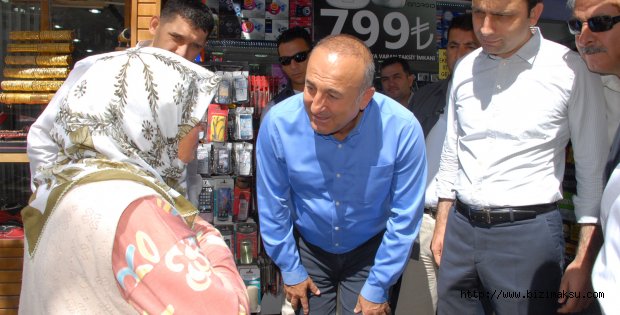 Çavuşoğlu’dan esnaf ziyareti..