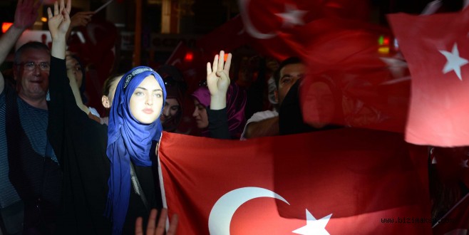 Demokrasi Nöbeti 10’uncu Gününde Antalya Milli İradeye Sahip Çıkıyor