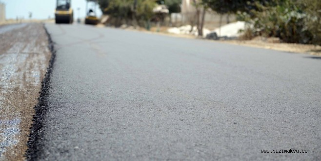 Demre Sahil Yolu’na Sıcak Asfalt