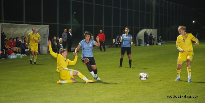 Döşemealtı Kadın Futbol Takımı Ukrayna A Milli Takımı İle Hazırlık Maçı Oynadı