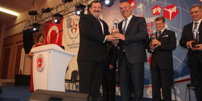Dünya Kick Boks Şampiyonası Belek’te Başladı