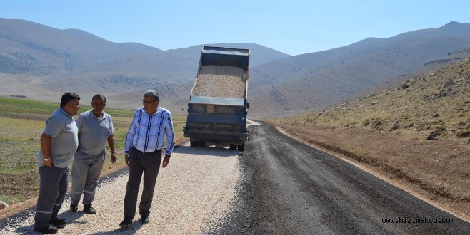 Elmalı’nın Grup Yolları Asfaltlandı Toz Topraktan Kurtuldular