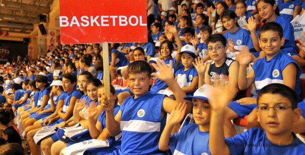 En büyük spor okulu açıldı