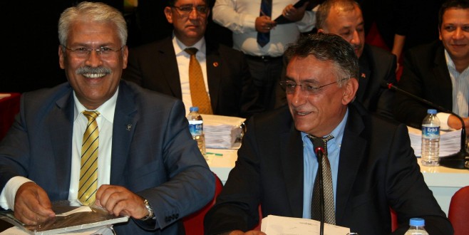  EVCİLMEN, "BELEDİYECİLİKTE CİNAYET İŞLENİYOR"